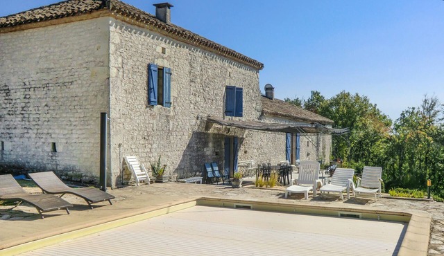 Stunning home in Fauroux