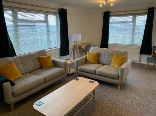 Stunning Home in Large Gardens