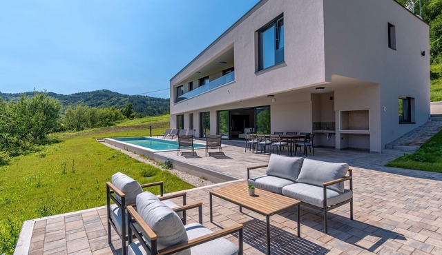 Stunning home in Glavanovici