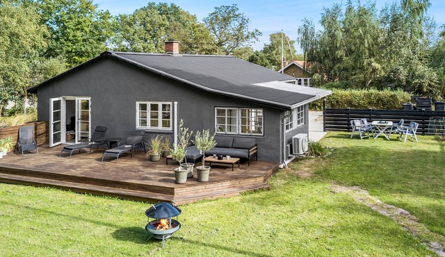 Stunning home in Gørlev with WiFi