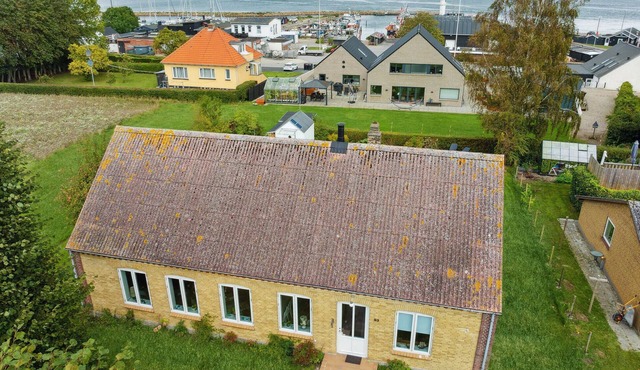 Stunning home in Haderslev with WiFi