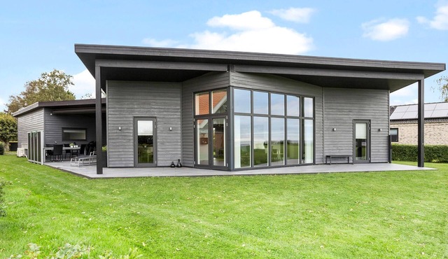 Stunning home in Haderslev with WiFi