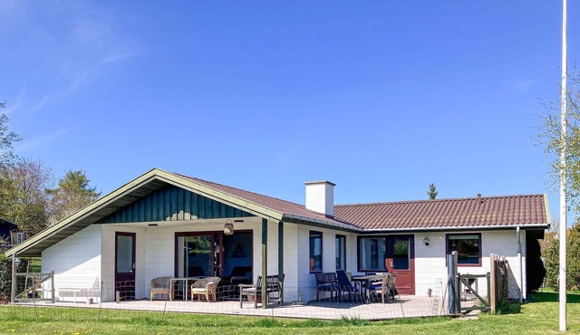 Stunning home in Hundested with WiFi