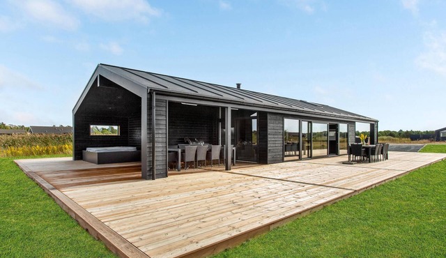 Stunning home in Jerup with WiFi