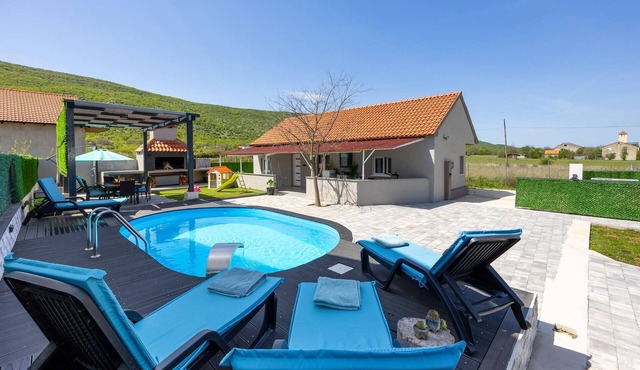 Stunning home in Kricke