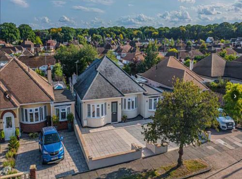 Stunning home in Leigh Sleeps 5 - Pass the Keys