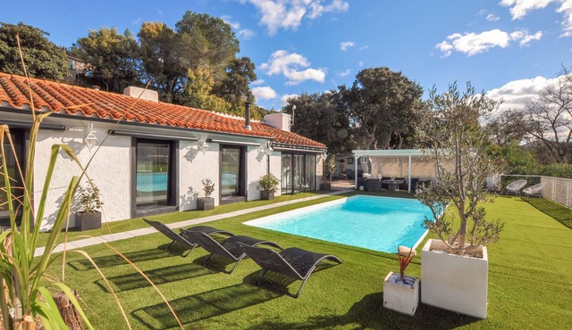 Stunning home in Les Cluses