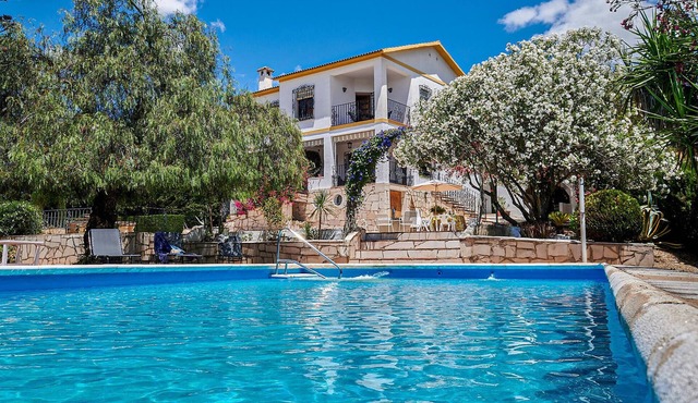 Stunning home in Lucena