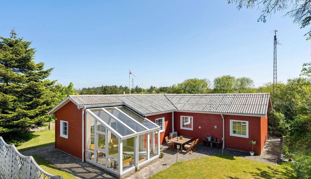 Stunning home in Nørre Nebel with WiFi