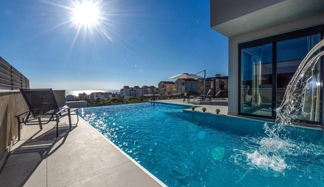 Stunning home in Novalja