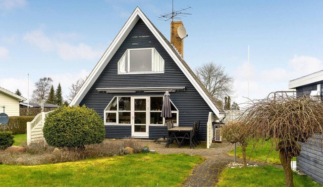 Stunning home in Otterup with WiFi