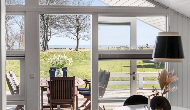 Stunning home in Otterup with kitchen