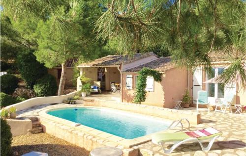 Stunning Home In Pierrerue With Wifi