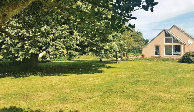 Stunning home in Plogoff with kitchen