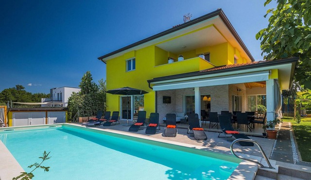 Stunning home in Porec