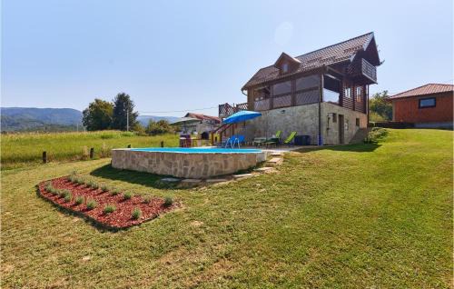 Stunning Home In Pustodol With Sauna