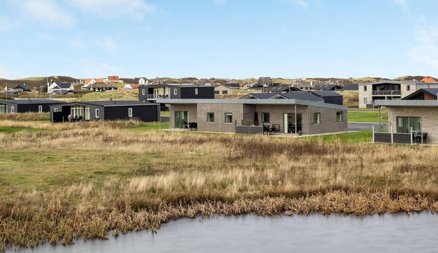 Stunning home in Ringkøbing with WiFi