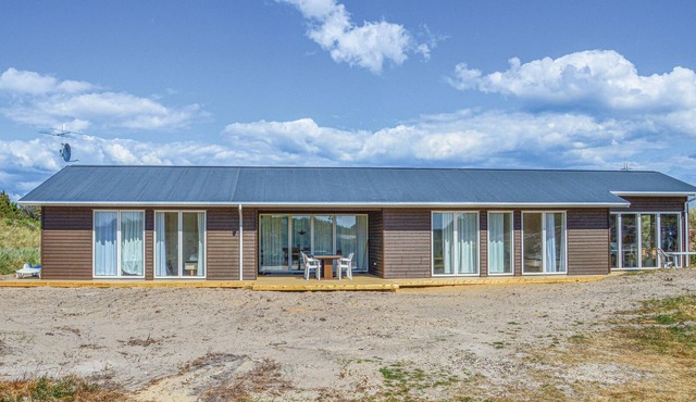 Stunning home in Ringkøbing with WiFi