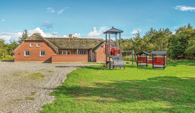 Stunning home in Ringkøbing with sauna
