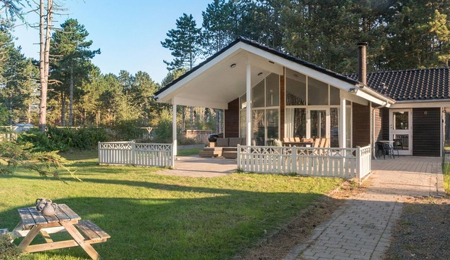 Stunning home in Rødby with WiFi