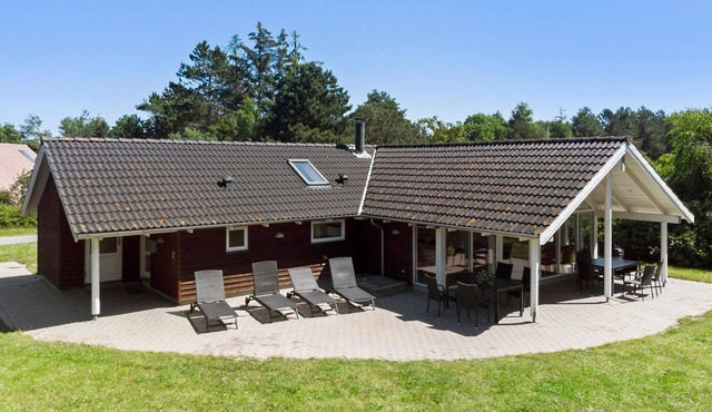 Stunning home in Rødby with sauna