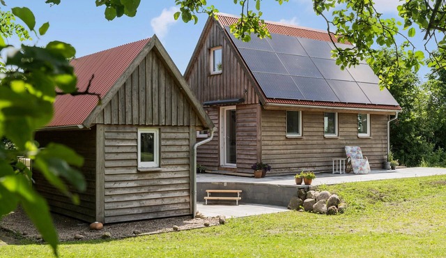 Stunning home in Rødekro with sauna