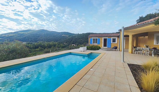 Stunning home in Roquebrun