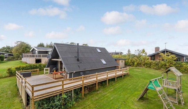 Stunning home in Roslev with WiFi