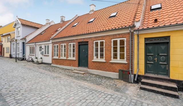 Stunning home in Rudkøbing with kitchen
