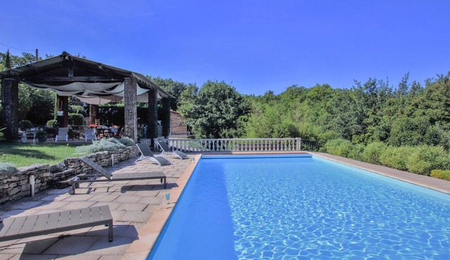 Stunning home in Saignon