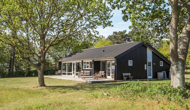 Stunning home in Samsø with sauna