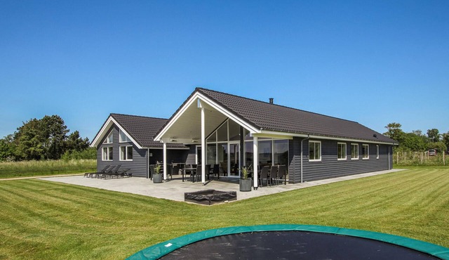 Stunning home in Samsø with sauna