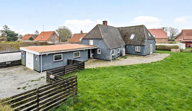 Stunning home in Skærbæk with WiFi