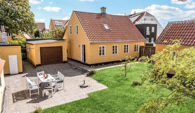 Stunning home in Skagen with WiFi