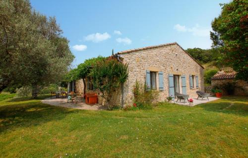 Stunning Home In St Montan