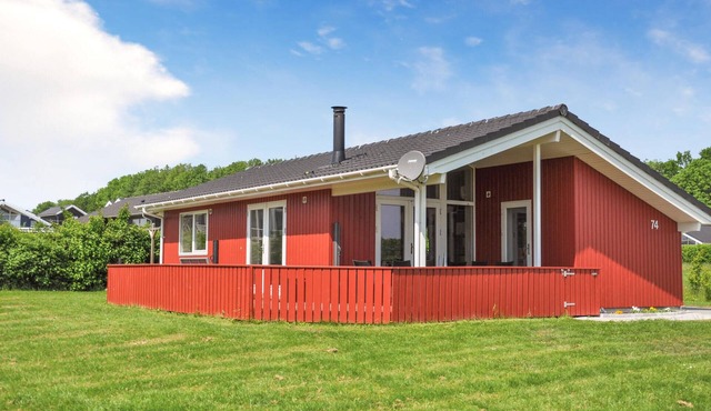 Stunning home in Sydals with kitchen