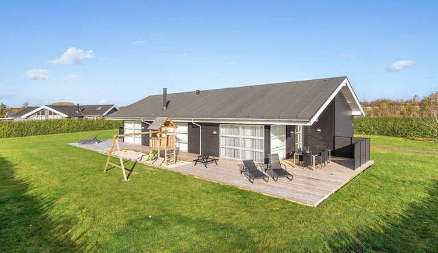 Stunning home in Sydals with sauna