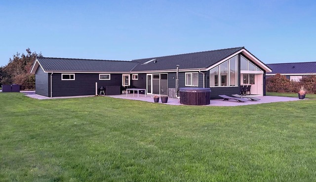 Stunning home in Tarm with lake view