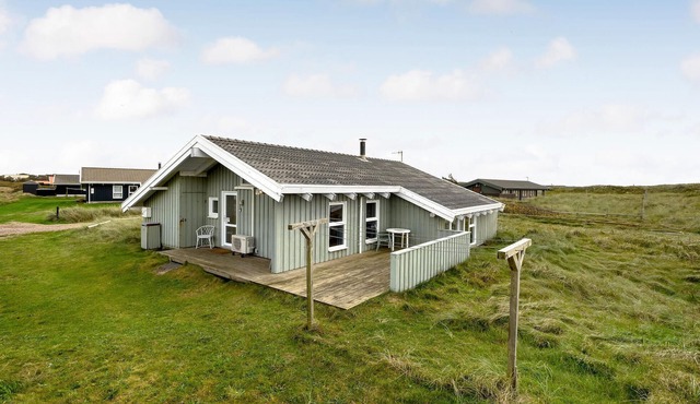 Stunning home in Thisted with sauna