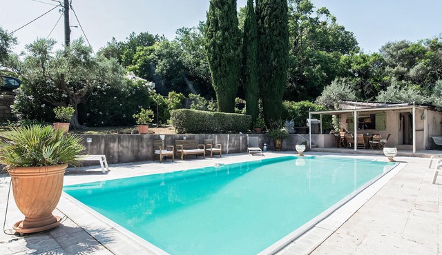 Stunning home in Tourrettes