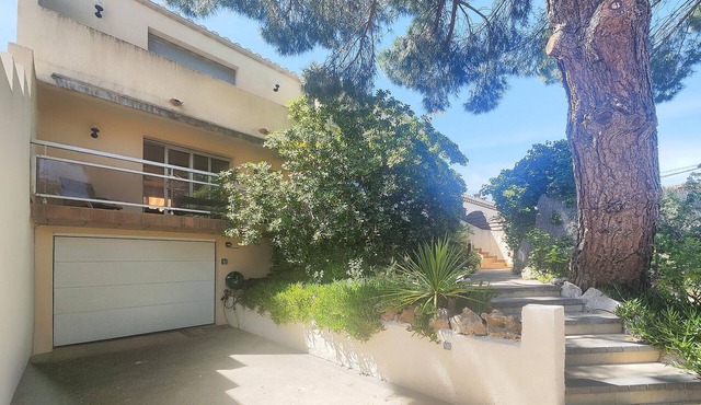 Stunning home in Tourbes