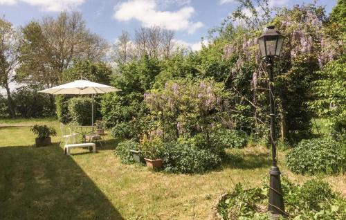 Stunning Home In Touvois With Wifi