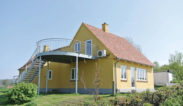 Stunning home in Tranekær with WiFi