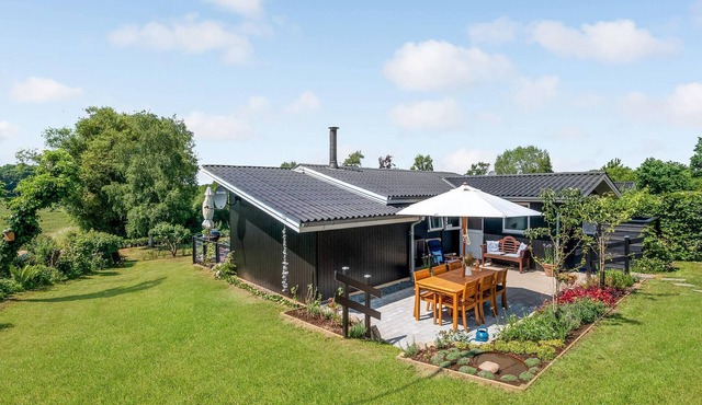 Stunning home in Tranekær with WiFi