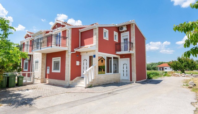 Stunning home in Trilj