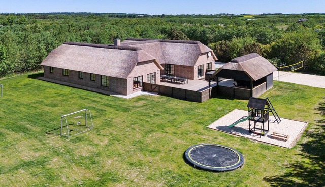 Stunning home in Ulfborg with sauna