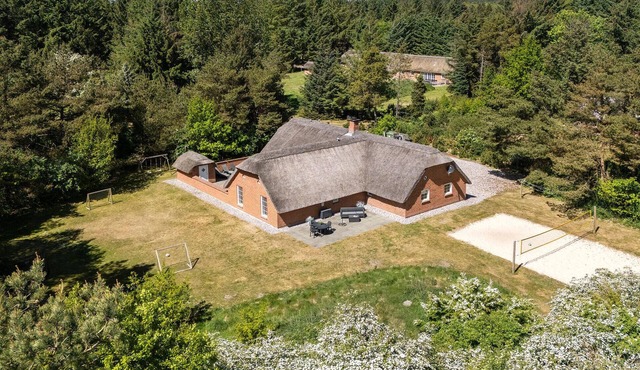 Stunning home in Ulfborg with sauna