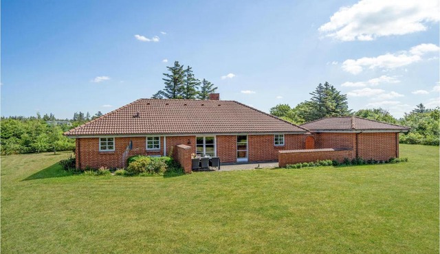 Stunning Home In Ulfborg With Kitchen