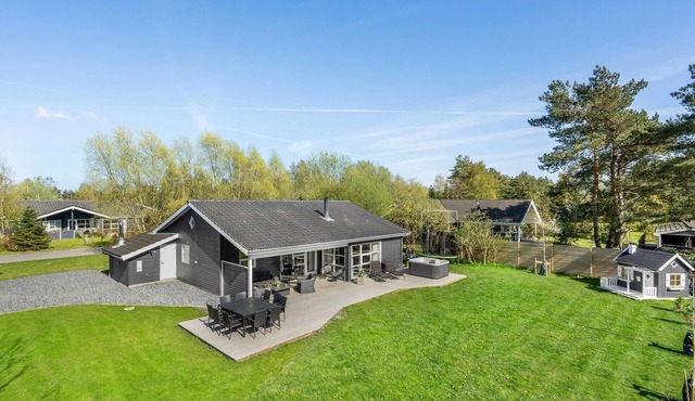 Stunning home in Væggerløse with sauna