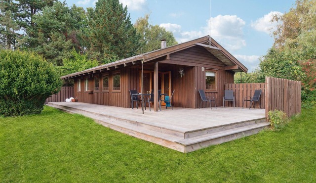Stunning home in Vejby with kitchen